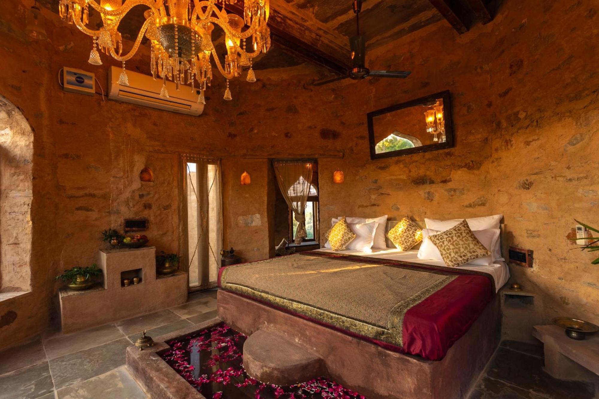 Bed and Breakfast Manmatha A Luxury Retreat Удайпур Экстерьер фото